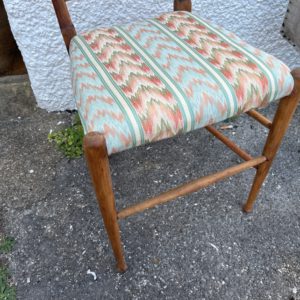 Reupholstered Chair – . / . / Wood / .