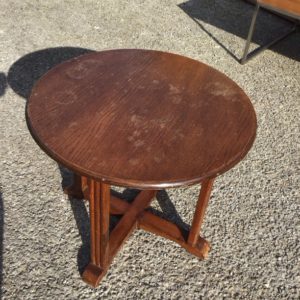 Table Coffee/ Occasional  – . / Small / . / Dark Brown