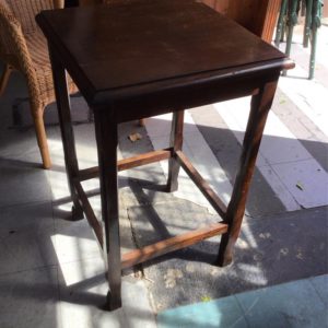 Side Table – . / . / Wood / Dark Brown