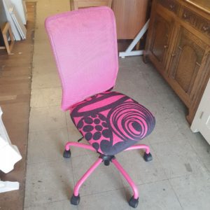 Office Chair – . / Medium / . / Pink