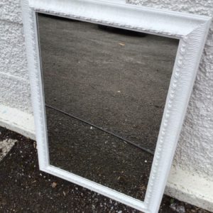 Mirror Large – . / . / . / White