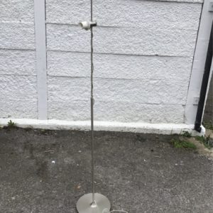 Floor / Tall Lamp