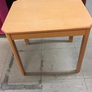 Table Coffee/ Occasional – . / . / Wood / Pine