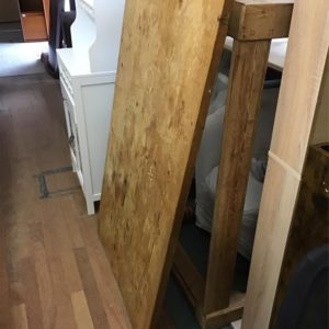 Dining Table – . / . / Wood / Dark Brown
