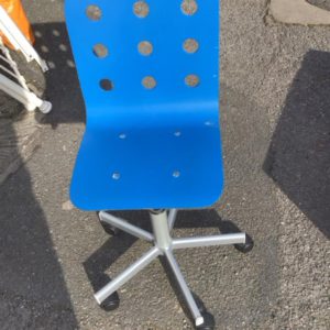 Office Chair – . / . / Plastic / Light Blue