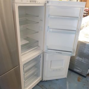 Fridge/Freezer – over 5 ft (3.A1) – KGN30VW20G – Bosch / . / . / .