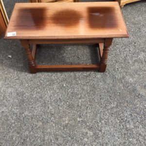 Table Coffee/ Occasional – . / Small / Wood / Dark Brown