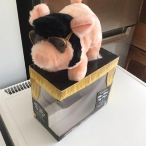 BRICABRAC Pop Idol The King of Pigs EACH