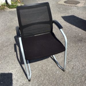 Armchair – . / . / Metal / Black