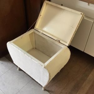 Storage Trunk/Box/Ottoman