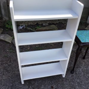 Shelves/Bookcase Small white – . / . / . / White