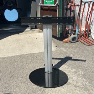 Tv Stand – . / . / Glass and metal / .