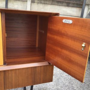 Tv Unit / Hi-Fi Unit – . / . / Wood / Tan