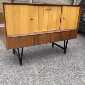 Tv Unit / Hi-Fi Unit – . / . / Wood / Tan