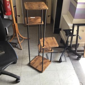 Shelves medium – . / Medium / . / Dark Brown