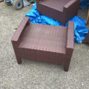 Stool/Pouffe – . / Medium / Composite / Dark Brown