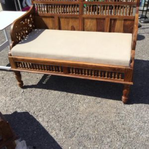 Sofa 2 Seater- as new/conservatory