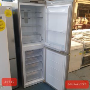 Fridge/Freezer – over 5 ft (2.A) – XAL85T11G – Hotpoint / . / . / .