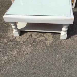 Table Coffee/ Occasional – . / . / . / White