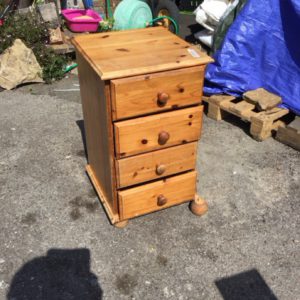 Chest Of Drawers Small (3 Drawers Or Fewer) – . / . / Wood / Tan