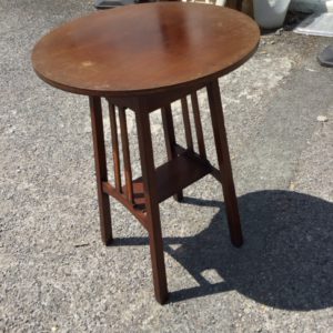 Occasional Table  – . / . / Wood / Dark Brown