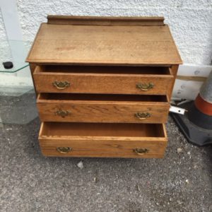 Chest Of Drawers Small (3 Drawers Or Fewer) – . / Medium / Composite / Pine