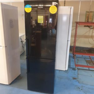 Fridge/Freezer – over 5 ft (2.A)dff530lb daewoo – AEG / . / . / .