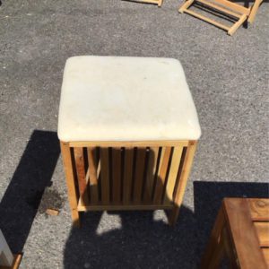 Stool/Pouffe – . / Small / Wood / White