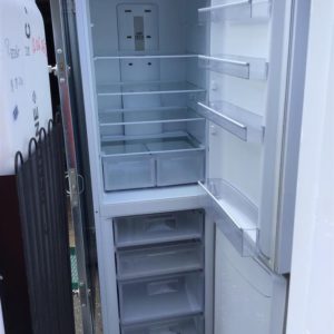 Fridge/Freezer – over 5 ft (2.A) – FUFL2010 – Hotpoint / . / . / .