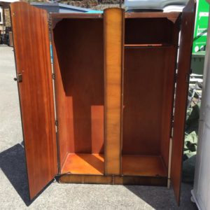 Wardrobe Double – . / Medium / Wood / Dark Brown