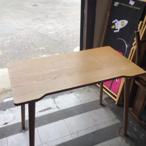 Office Desk – . / . / Wood / .