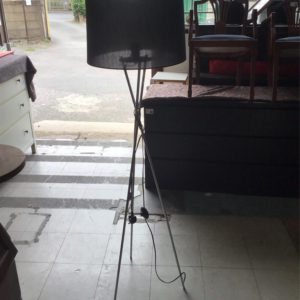 Floor / Tall Lamp