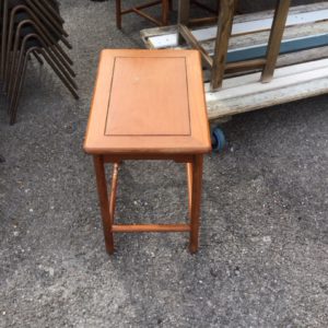 Table Coffee/ Occasional – . / Small / Wood / Dark Brown