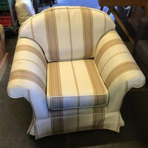 Armchair – . / Medium / Cotton / .