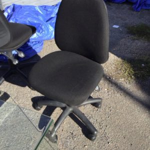 Office Chair EACH – . / Medium / Fabric / Black