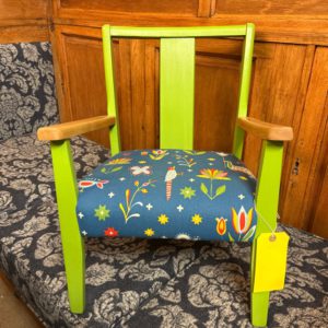 Child’s Wooden Armchair – . / . / Wood / Green