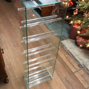 Glass Shoerack – . / . / Glass / .