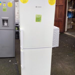 Fridge/Freezer – up to 5 ft (2.A) – KGH34X03GB – Bosch / . / . / .