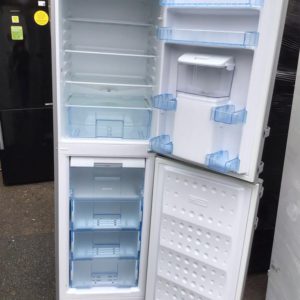 Fridge/Freezer – over 5 ft (3.A1) – CXFD5104S – Beko / . / . / .