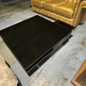 Table Coffee Low Square – . / Medium / . / Black