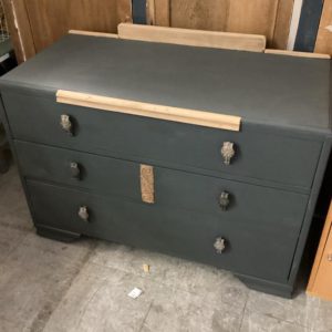 Chest Of Drawers Small (3 Drawers Or Fewer) – . / . / Wood / .