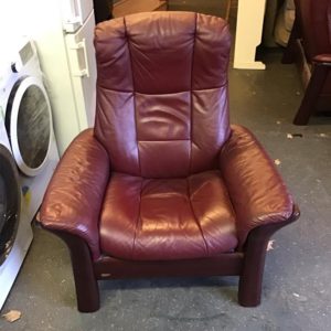 Armchair – . / Large / Leather / Red