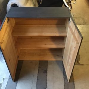 Cabinet Small – . / Small / Wood / Grey