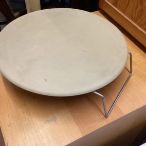 Pampered Chef – Circular Cooking Stone and Serving Stand