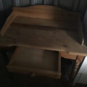 Office Desk – . / Medium / Wood / Beige