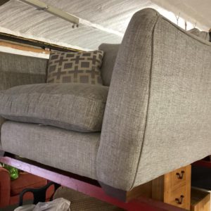 Sofa – Love Seat – . / Medium / Fabric / Grey