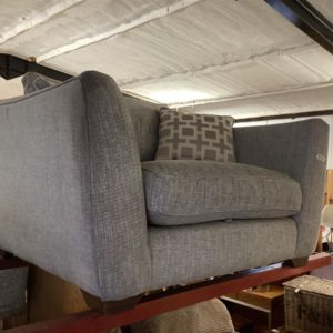 Sofa – Love Seat – . / Medium / Fabric / Grey
