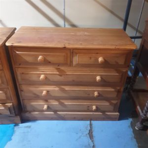 Chest Of Drawers Large (4 Drawers+) – . / Large / Wood / Pine