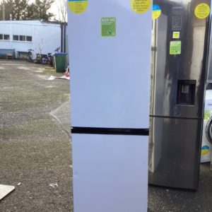 Fridge/Freezer – over 5 ft (2.A) – HPKH1261W4UK – Hotpoint / Large / . / White