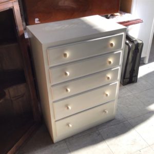Chest Of Drawers Large (4 Drawers+) – . / Medium / Wood / White